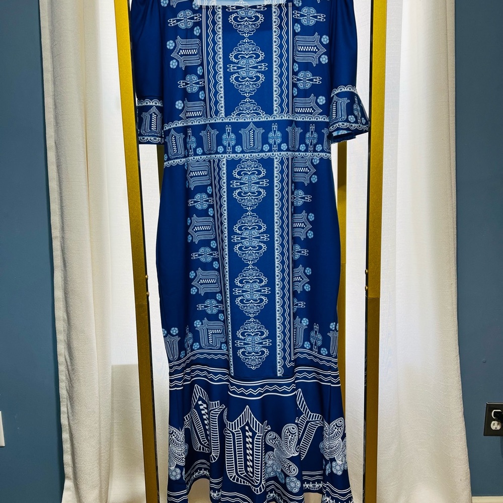 Shein, 3x, royal blue, white detail.